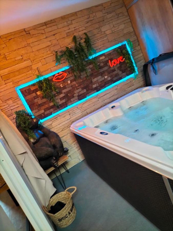 L'Idyle Loft Erotique Detente Callac Экстерьер фото