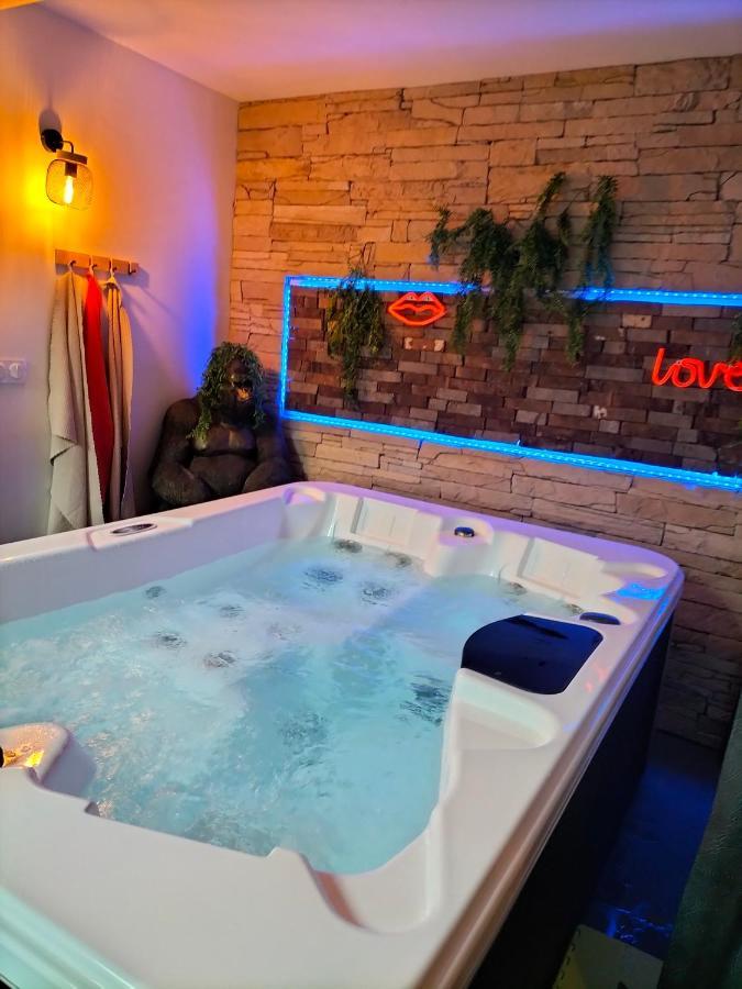 L'Idyle Loft Erotique Detente Callac Экстерьер фото